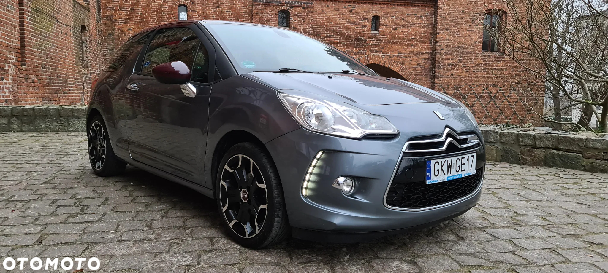 Citroën DS3 VTi 120 SoChic - 2
