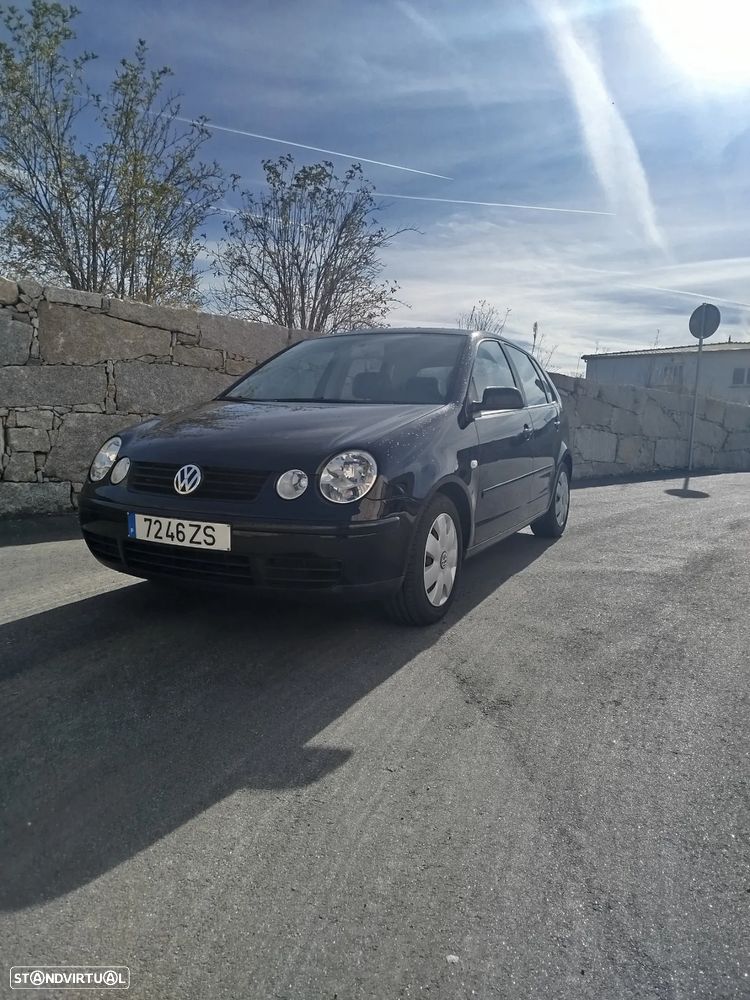 VW Polo 1.2 Confortline TA - 1