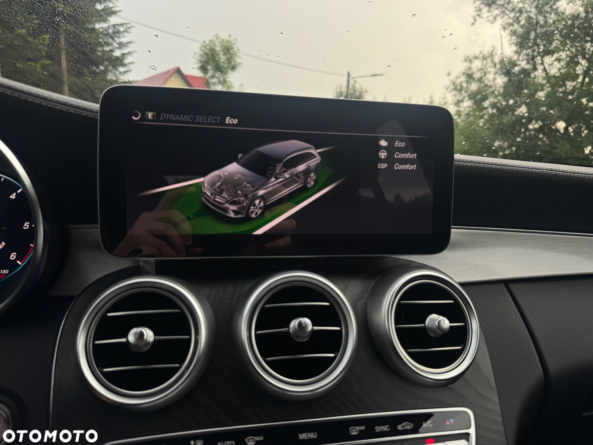 Mercedes-Benz Klasa C 220 d 4Matic T 9G-TRONIC Edition AMG Line - 35
