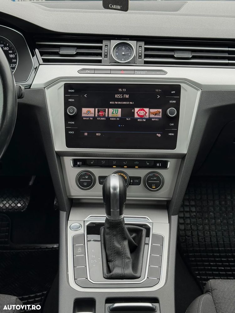 Volkswagen Passat 2.0 TDI DSG Comfortline - 9