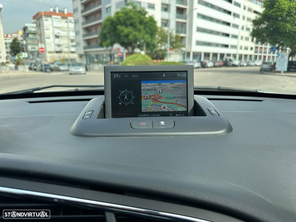 Peugeot 3008 1.6 e-HDi Style 2-Tronic - 28