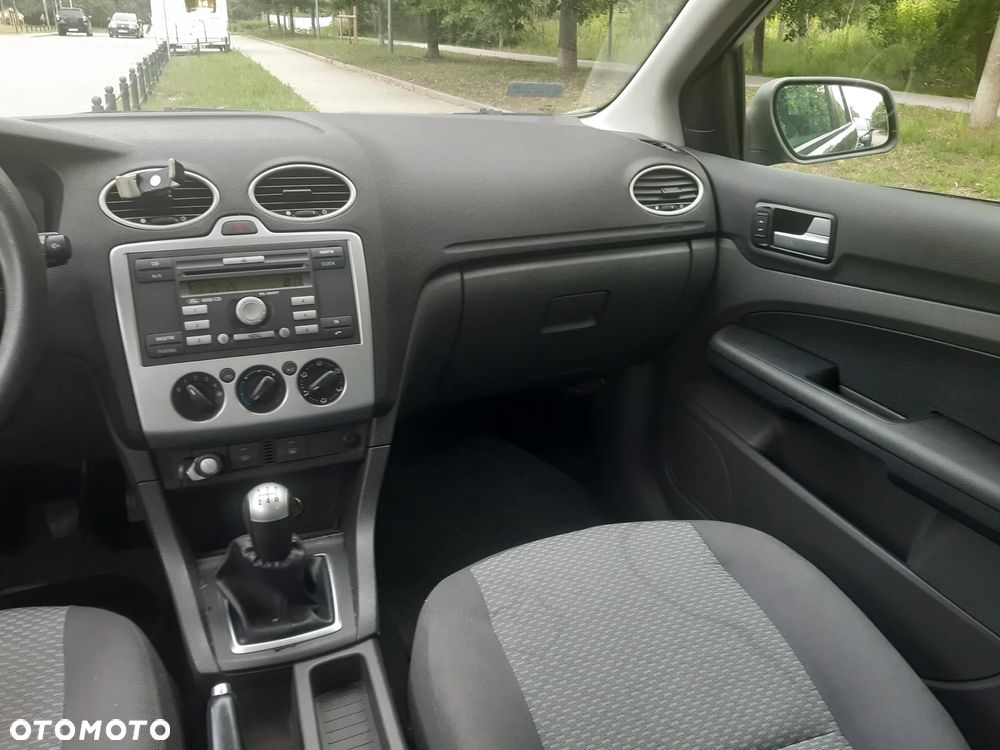 Ford Focus 1.6 TDCi Ambiente - 10