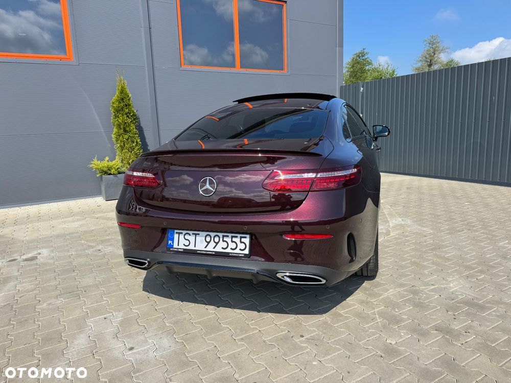 Mercedes-Benz Klasa E 300 d 4Matic 9G-TRONIC AMG Line - 19