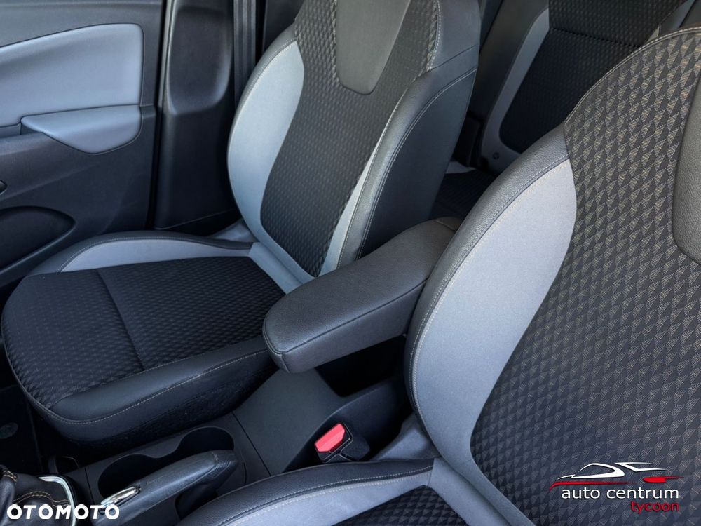 Opel Crossland X - 37