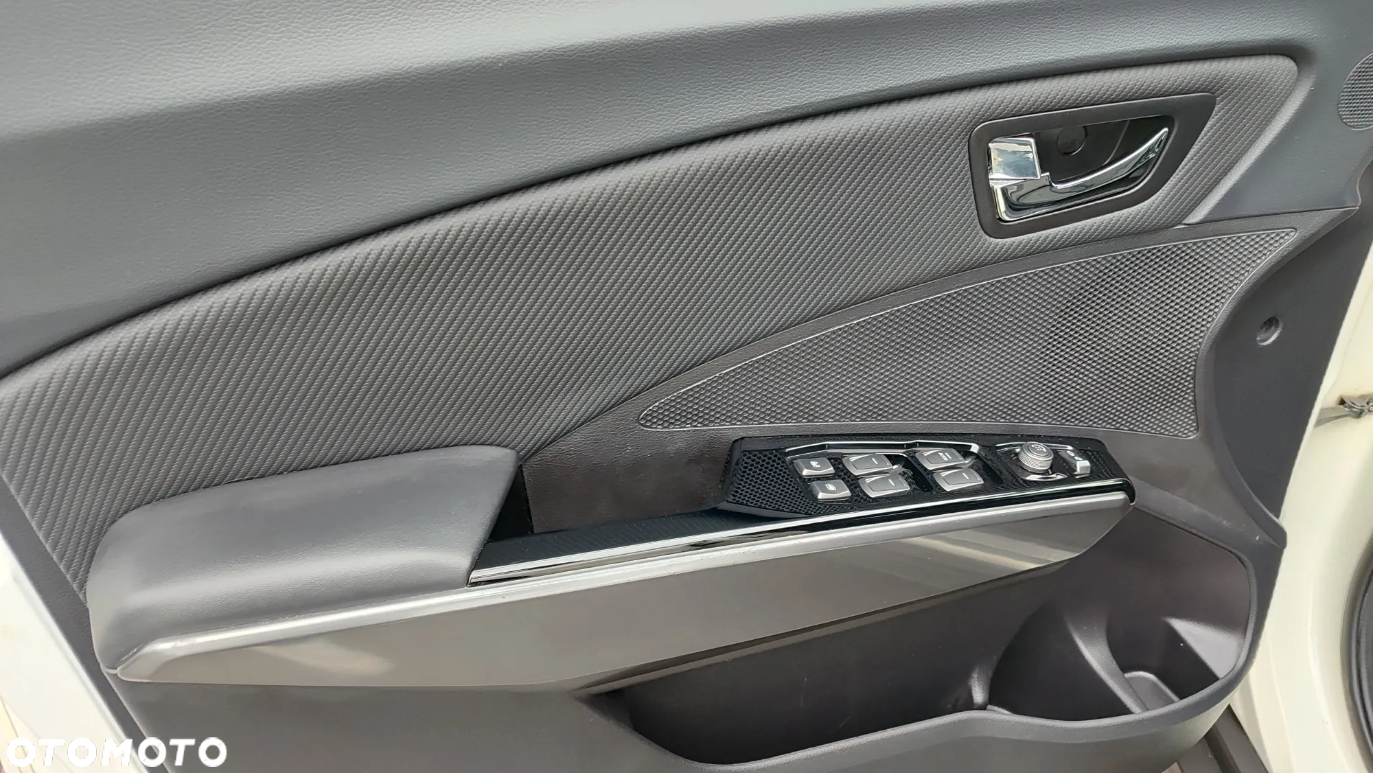 SsangYong/KGM Tivoli 1.5 T-GDI Quartz - 21