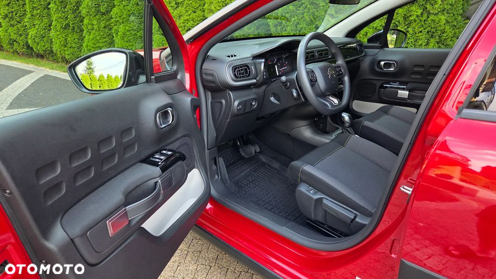 Citroën C3 1.2 PureTech Shine EAT6 - 10