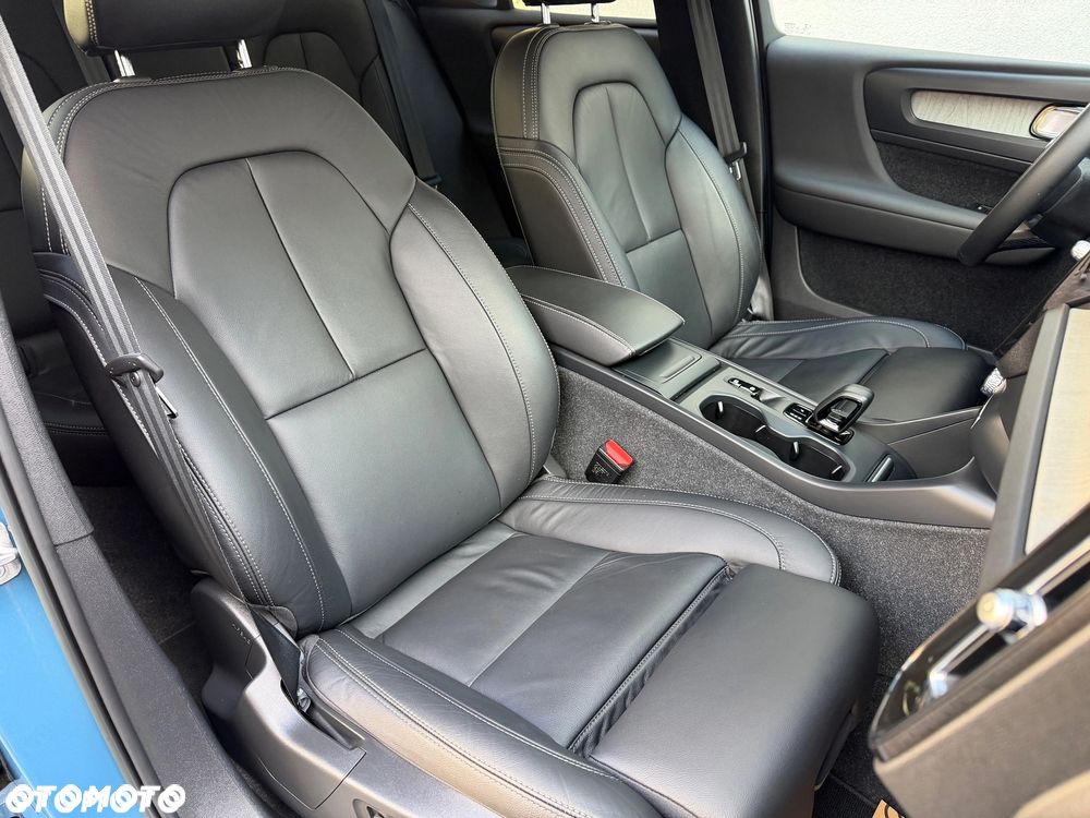 Volvo XC 40 B3 B DKG Plus Dark - 9