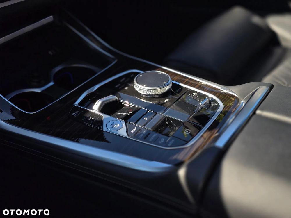 BMW X7 xDrive40d mHEV M Sport sport - 39