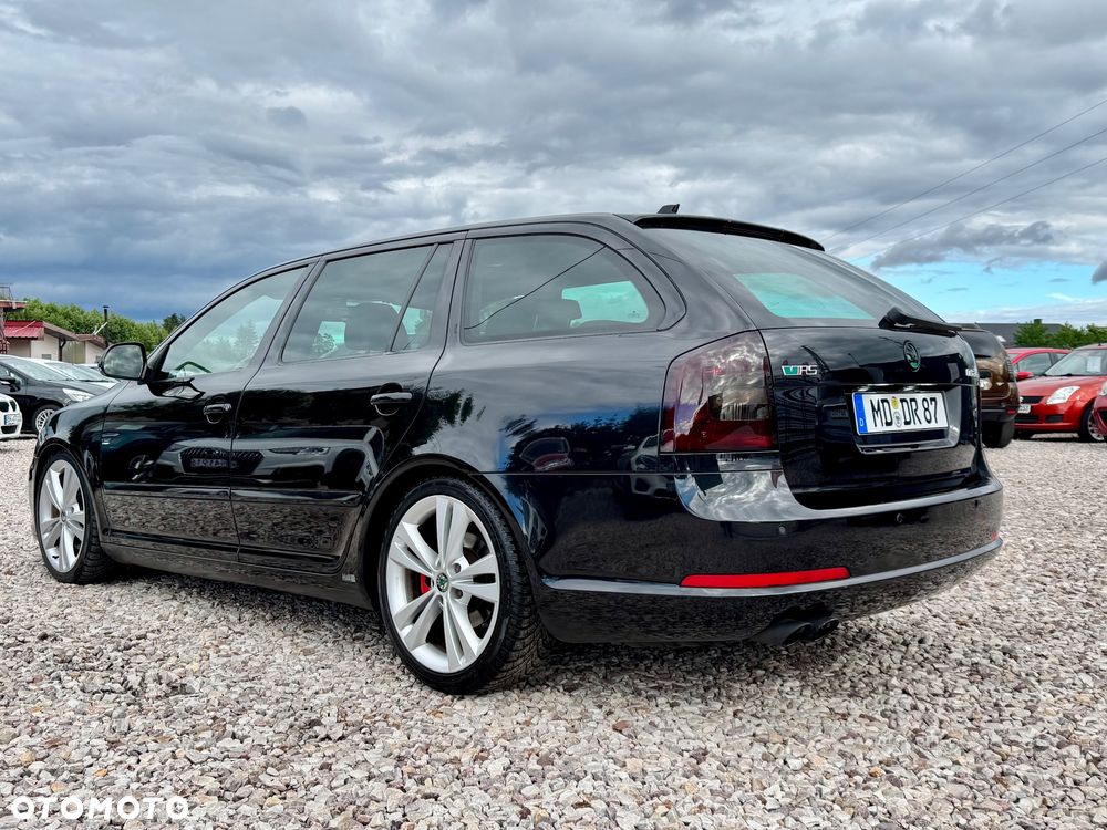 Skoda Octavia 2.0 TDI CR DPF RS - 6