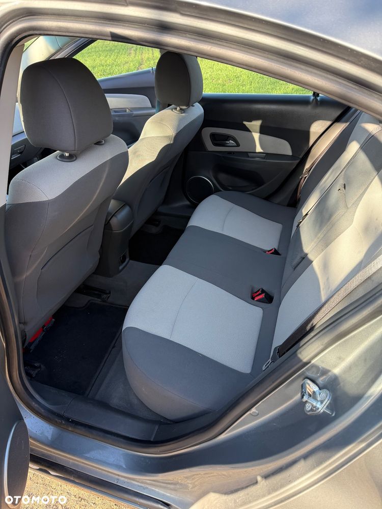 Chevrolet Cruze 2.0 LT - 13