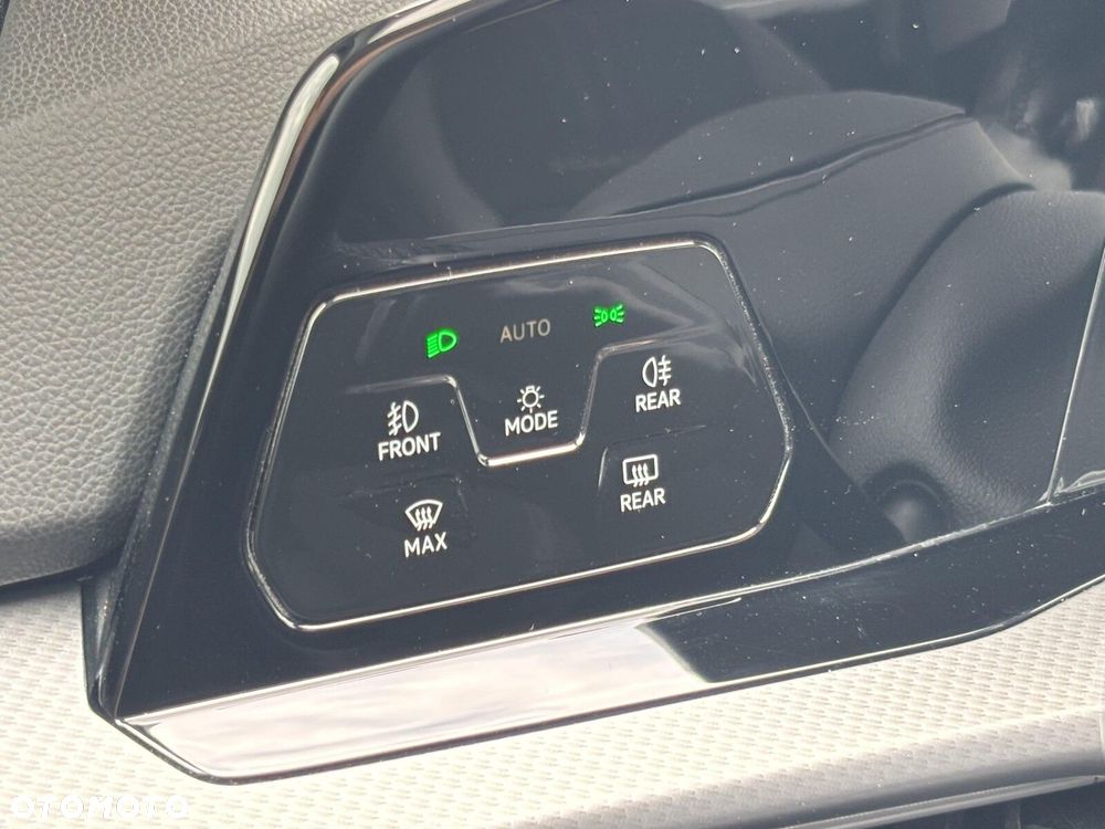 Volkswagen Golf 2.0 TDI GTD DSG - 28