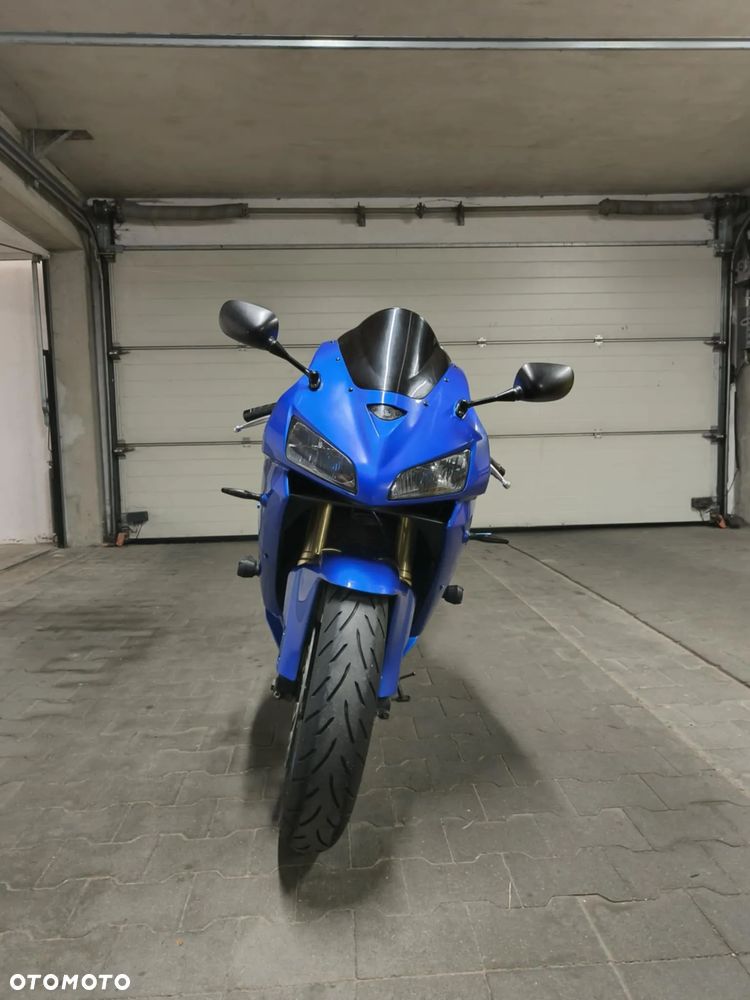 Honda CBR - 16