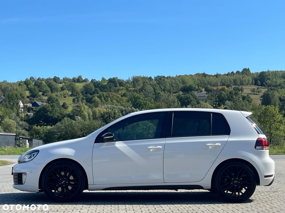 Volkswagen Golf - 13