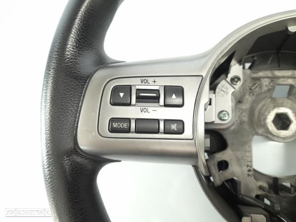 Volante Mazda 2 (De_, Dh_) - 3