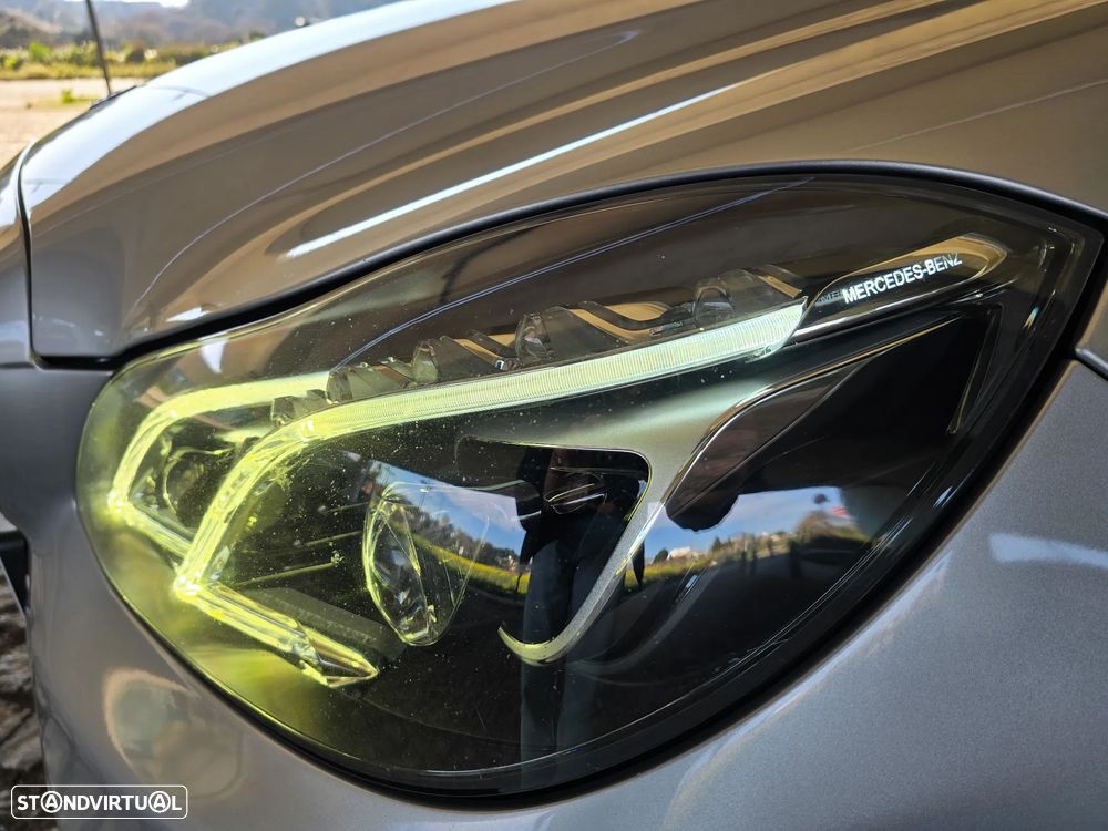 Mercedes-Benz E 300 - 21