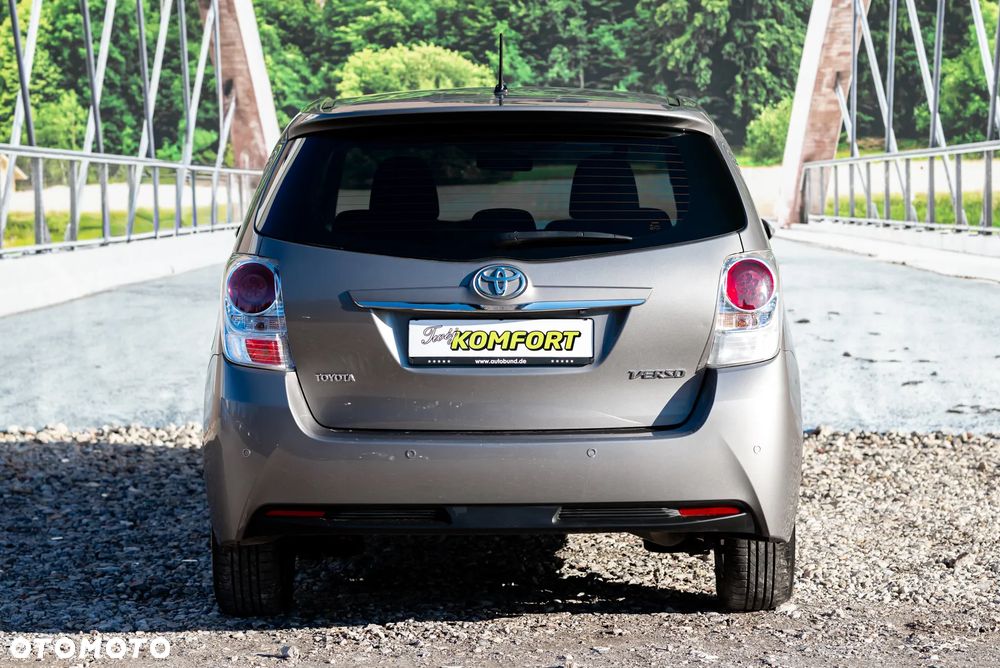 Toyota Verso 1.8 7-Sitzer Executive - 9