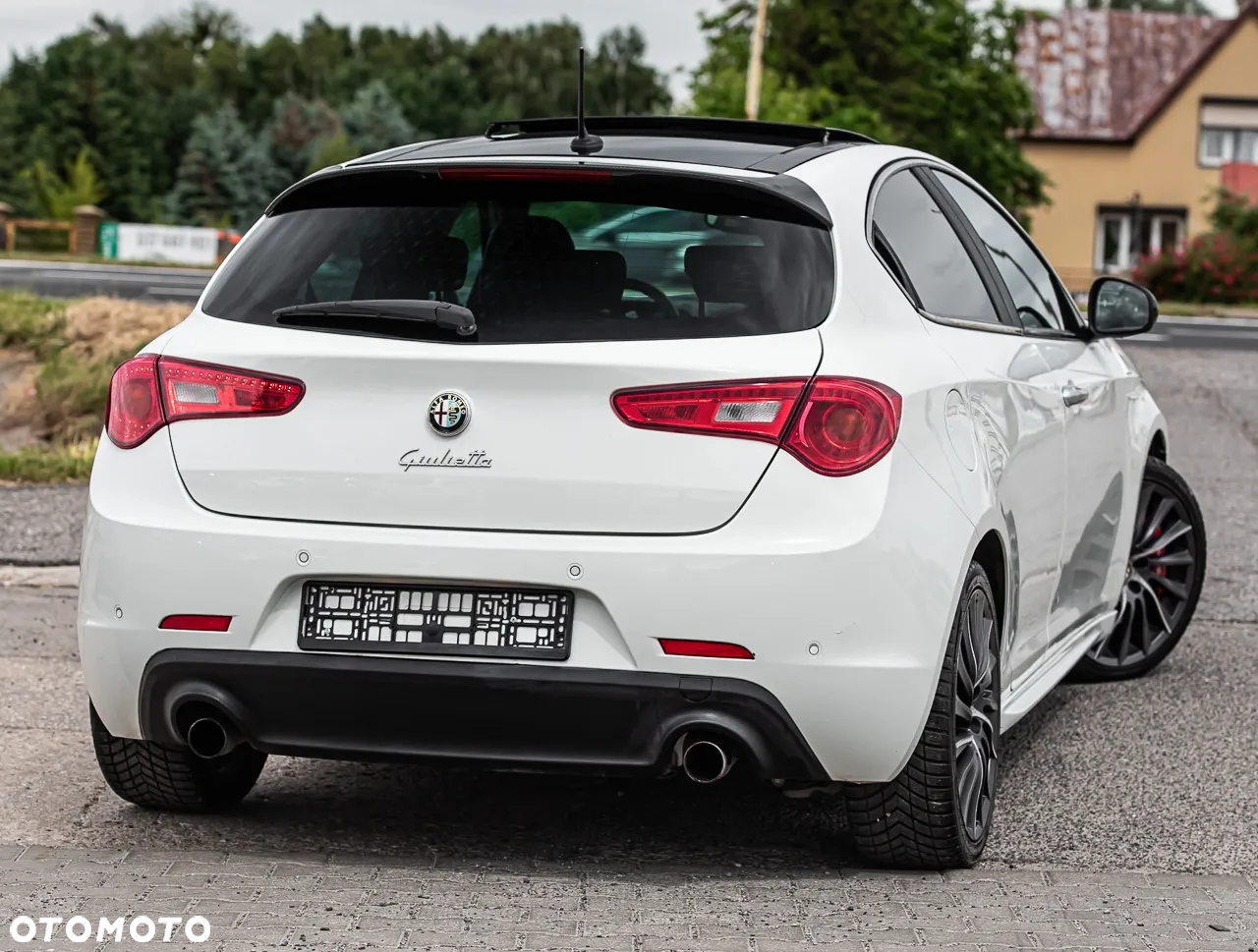 Alfa Romeo Giulietta 1750 TBi Quadrifoglio Verde - 12