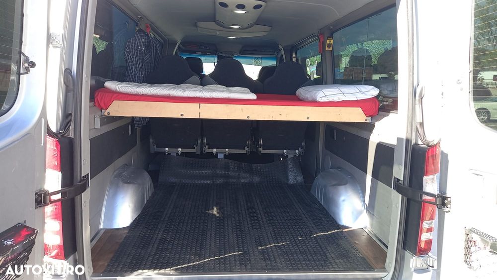 Mercedes-Benz Sprinter - 15