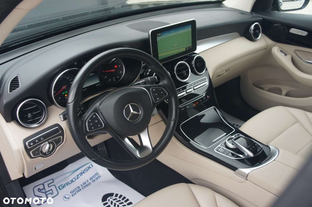 Mercedes-Benz GLC - 11