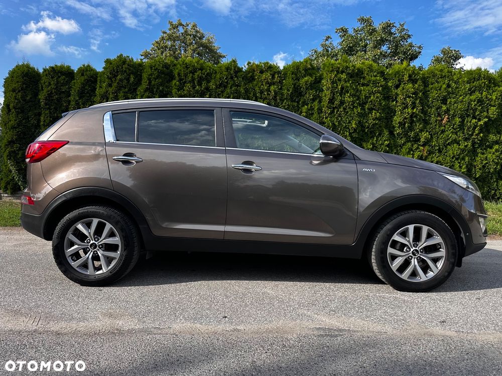 Kia Sportage 2.0 CRDI 4WD Automatik Fifa World Cup Edition - 6