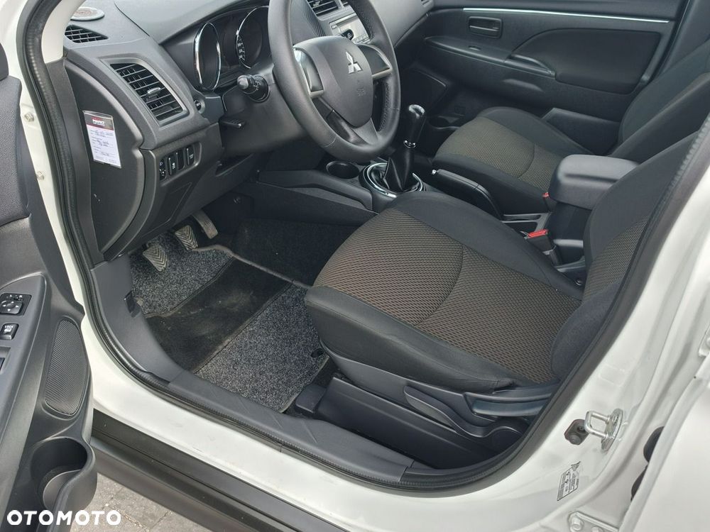 Mitsubishi ASX - 23
