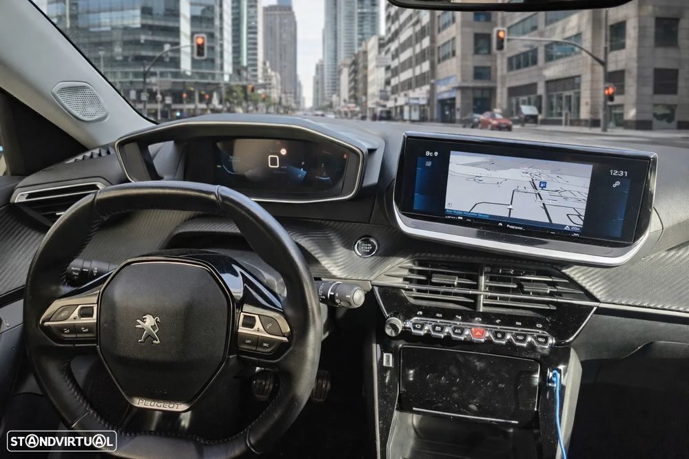 Peugeot 2008 1.2 PureTech Allure - 1