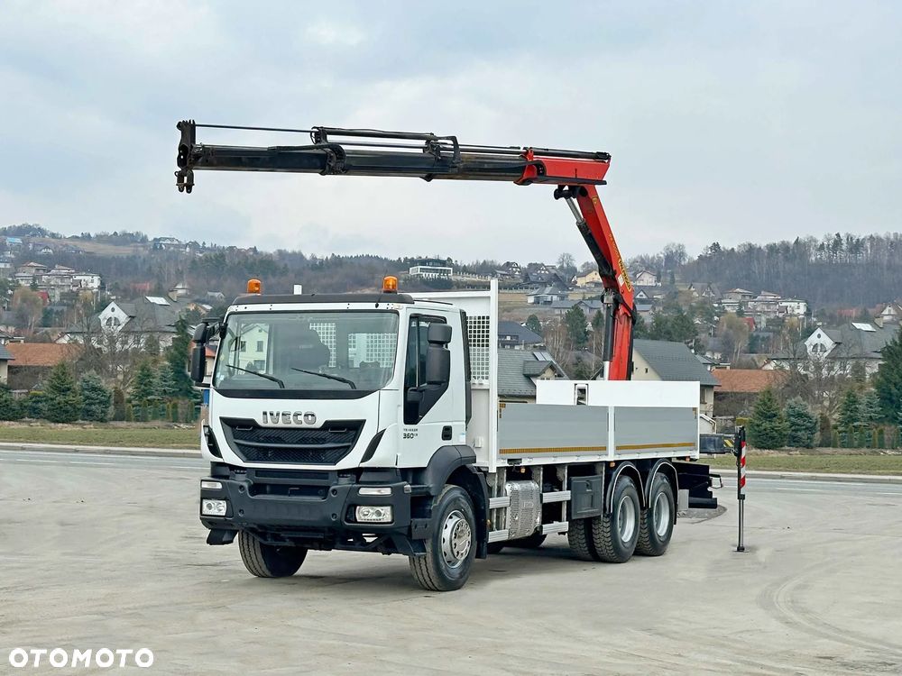 Iveco TRAKKER 360 * SKRZYNIA 6,80 m + PK 16002 B + PILOT / 6x4 - 2