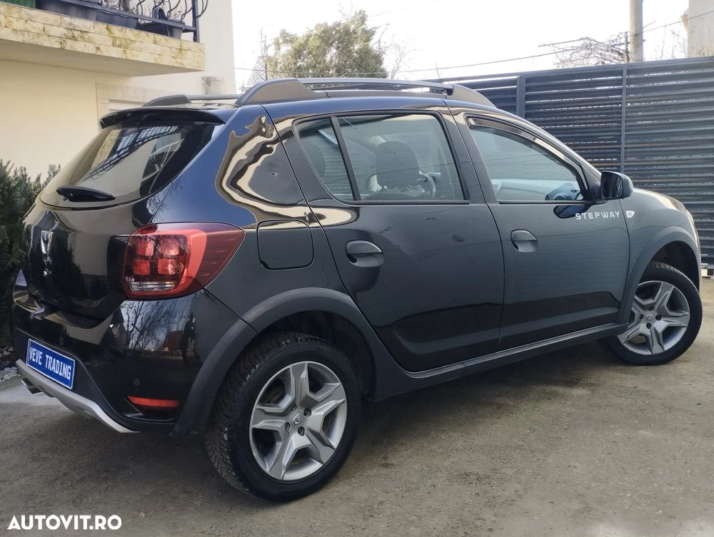 Dacia Sandero Stepway TCe 90 MT6 Comfort - 3