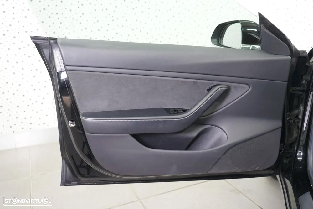Tesla Model 3 Long Range AWD Dual Motor - 19
