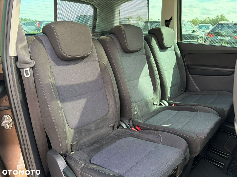 Volkswagen Sharan - 21
