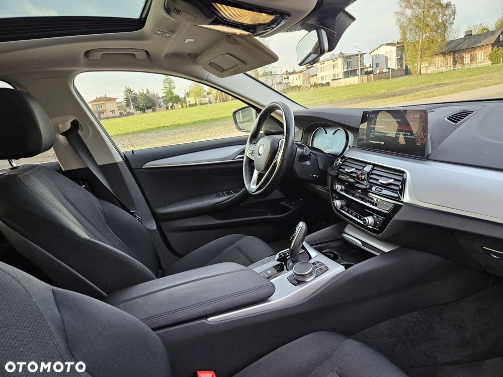 BMW Seria 5 530e iPerformance Luxury Line - 7