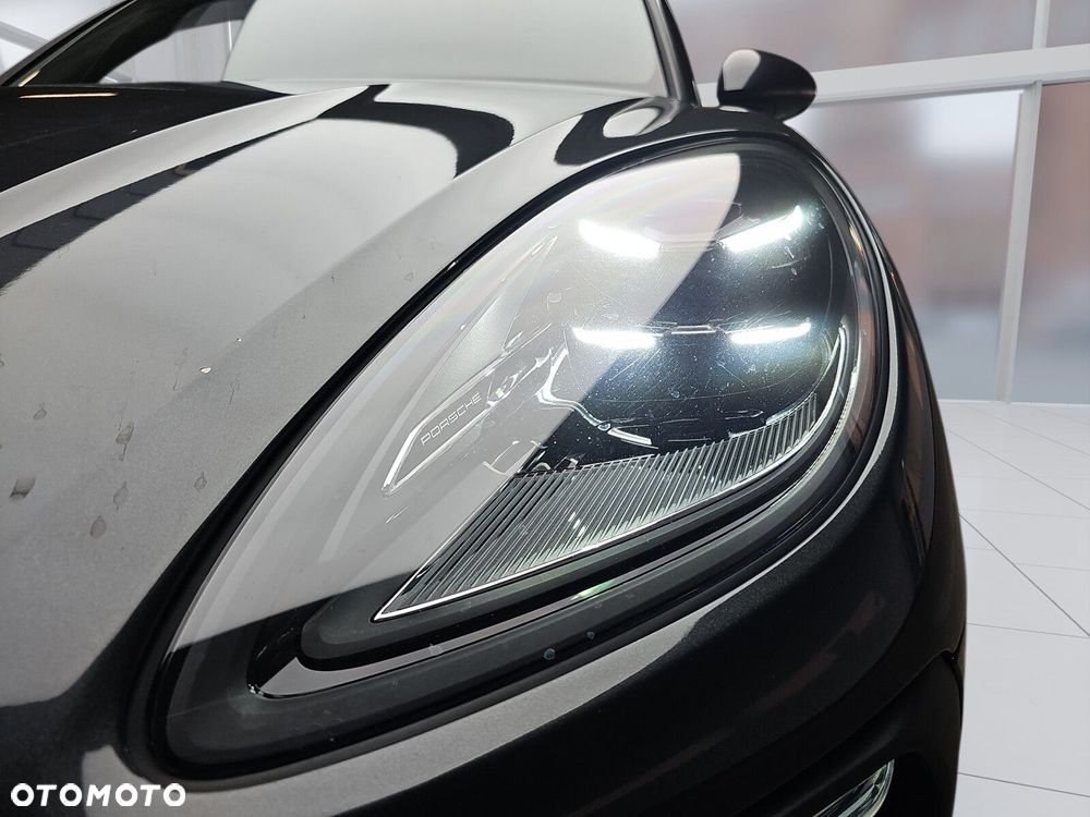 Porsche Macan T - 29