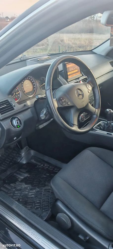 Mercedes-Benz C 220 CDI DPF Elegance - 12