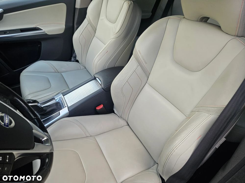 Volvo XC 60 D4 Geartronic Ocean Race - 28