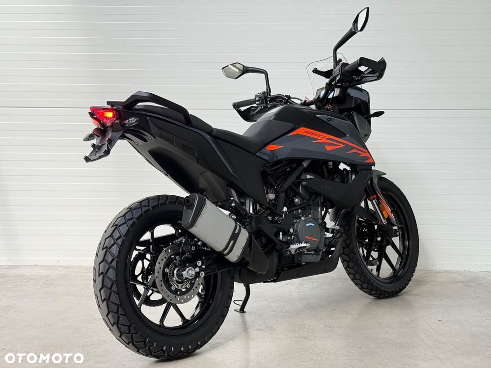 KTM Adventure - 4