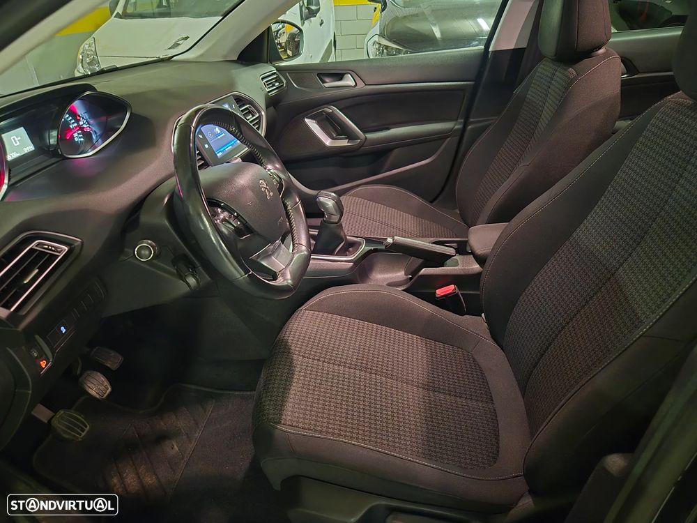 Peugeot 308 SW 1.6 BlueHDi Style - 16
