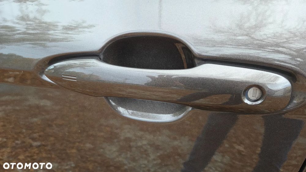 Toyota Camry 2.5 Hybrid Executive CVT - 15