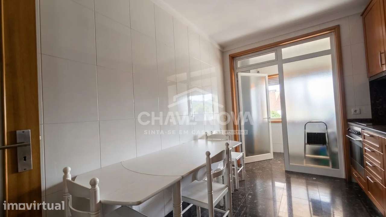 Apartamento T2 c/ Garagem Box em Ermesinde - Grande imagem: 4/29