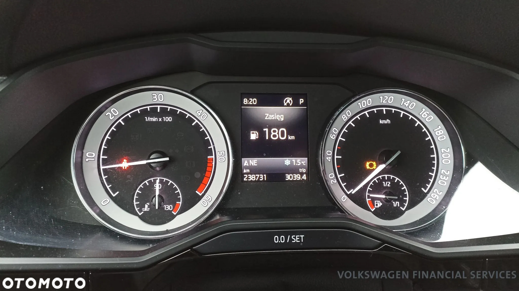 Skoda Superb 2.0 TDI 4x4 L&K DSG - 9