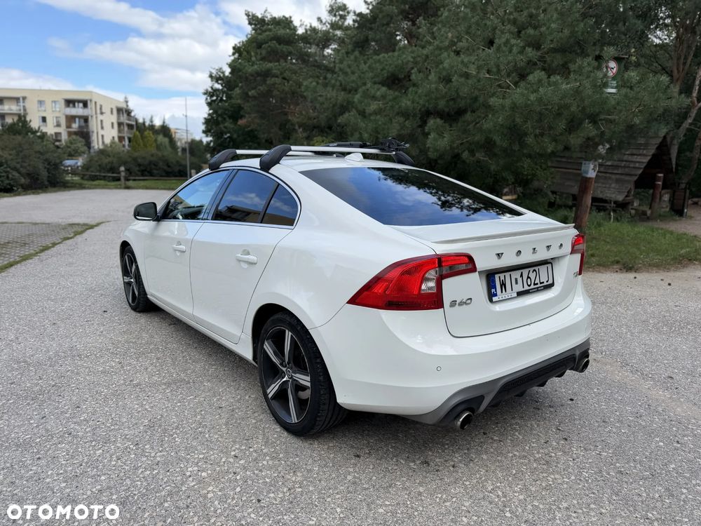 Volvo S60 T5 Drive-E R-Design Summum - 2