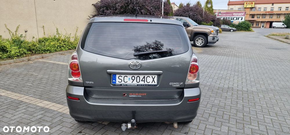 Toyota Corolla Verso 1.8 Prestige 7os - 10