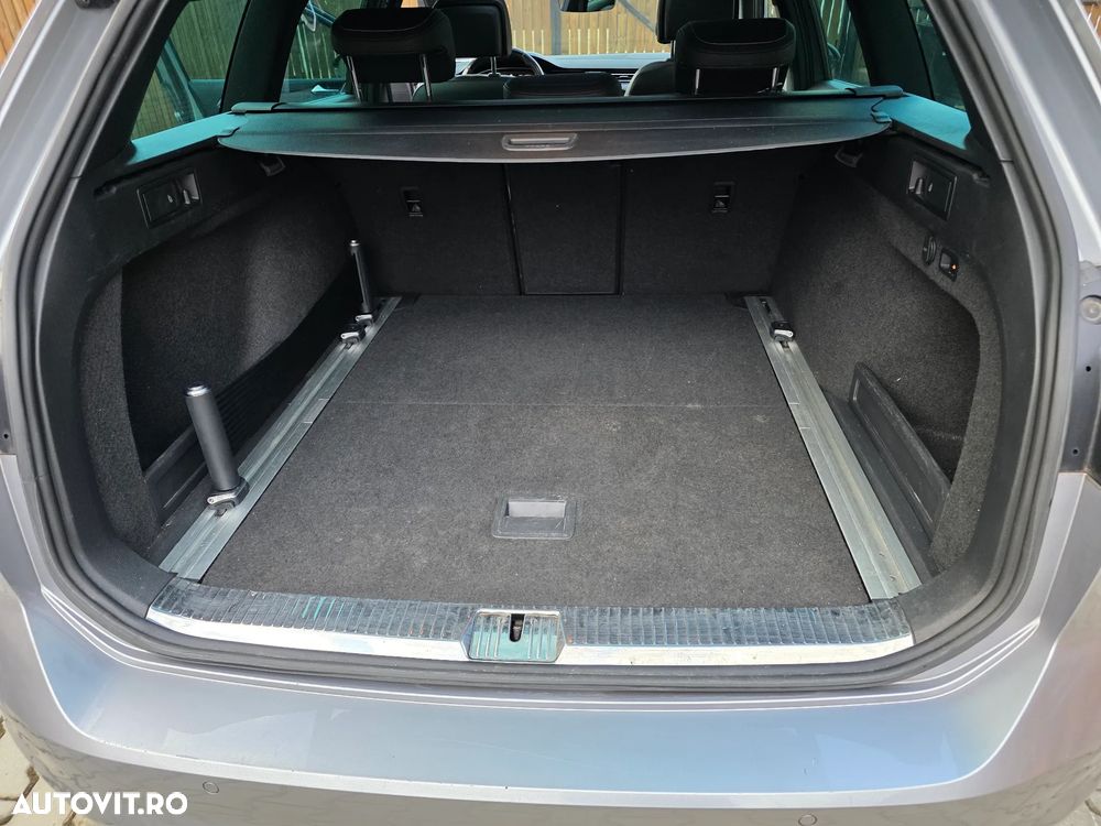 Volkswagen Passat 2.0 TDI SCR DSG 4Motion Elegance - 14