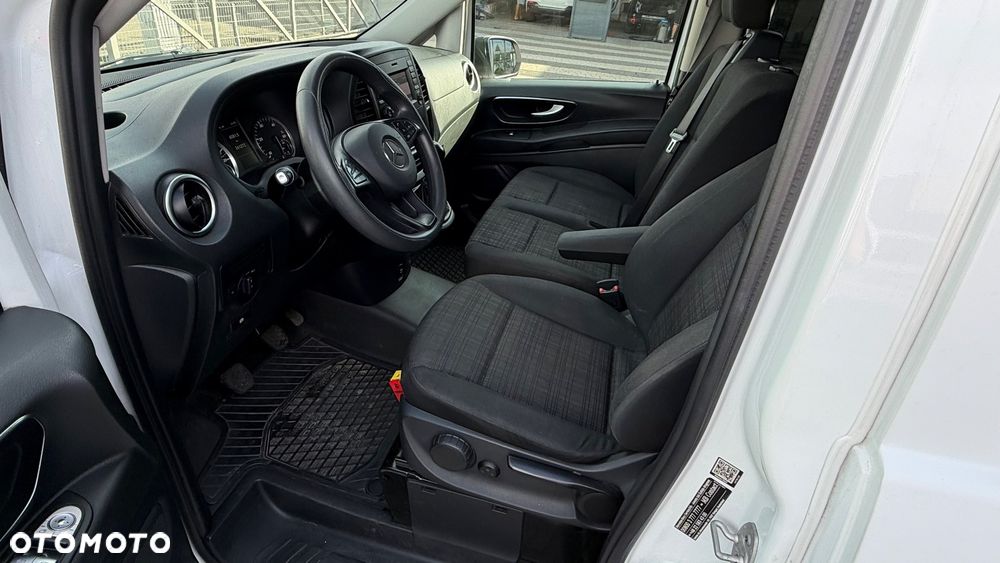 Mercedes-Benz Vito - 9
