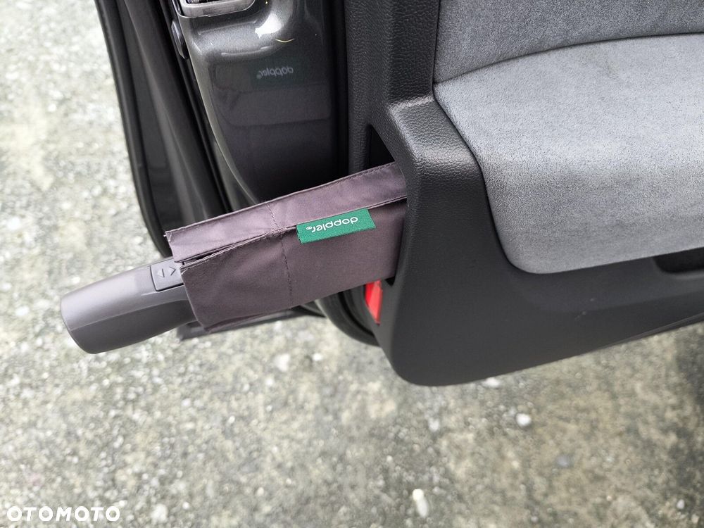 Skoda Superb 2.0 TSI Selection DSG - 21