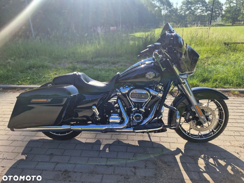 Harley-Davidson Touring Street Glide - 1