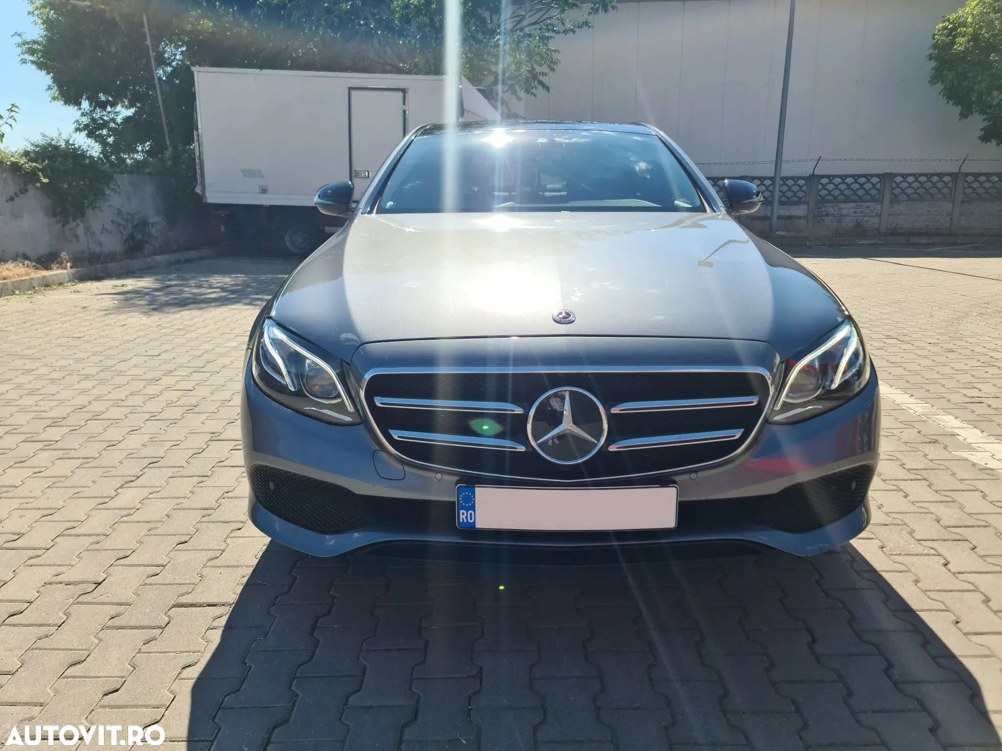 Mercedes-Benz E - 2