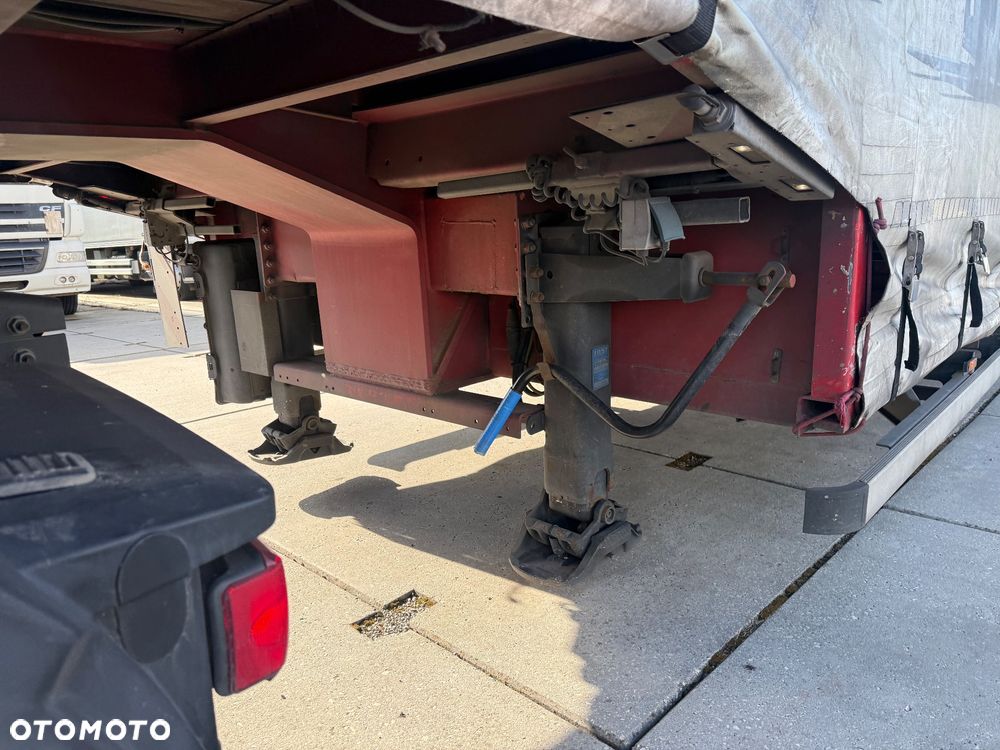 Nooteboom Nooteboom / 3 Osie / Skrętna oś / Osie SAF / Najazdy hydrauliczne + balkon / Poszerzenia / Sprowadzona / STAN BDB / / / - 32