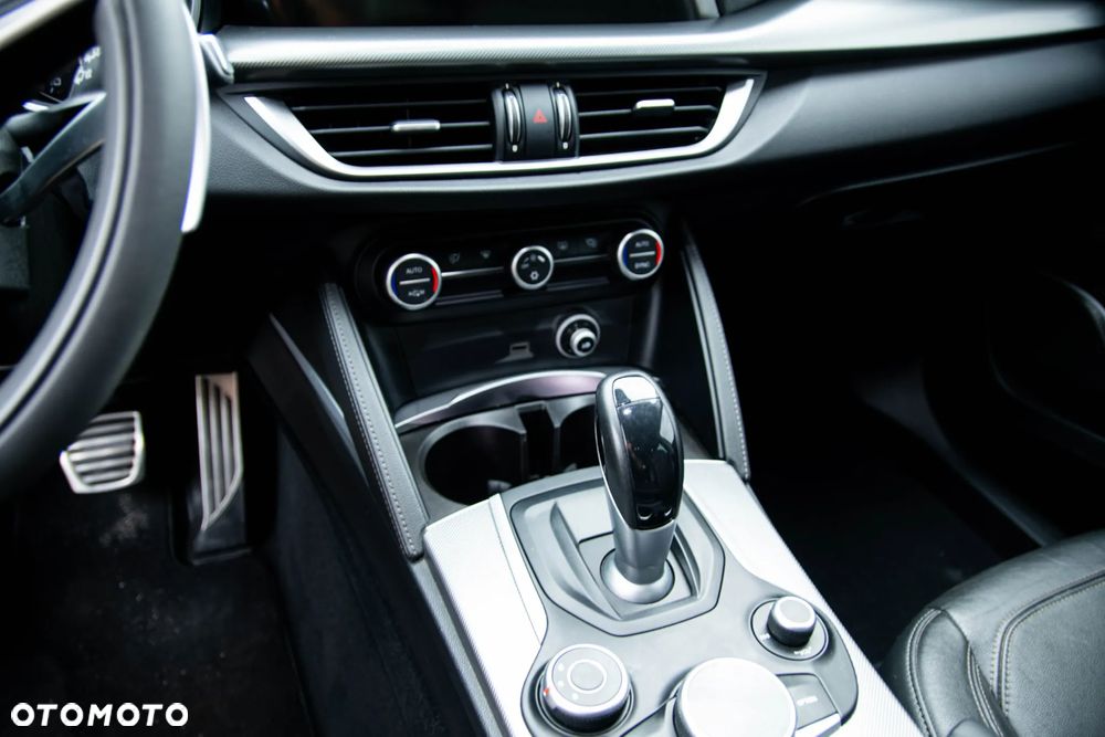 Alfa Romeo Stelvio 2.0 Turbo Super Q4 - 10