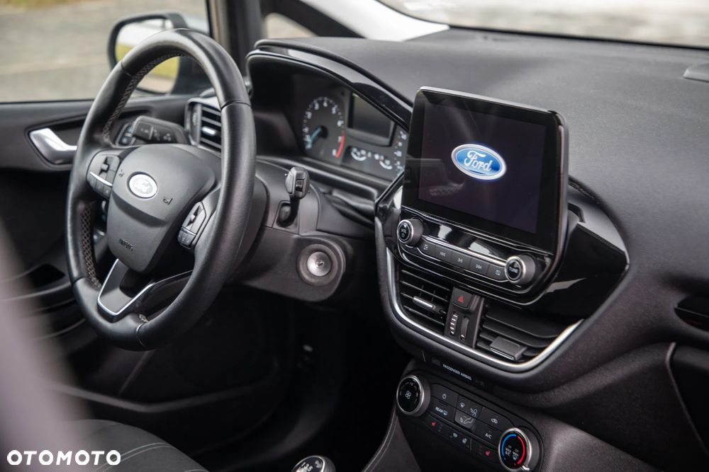 Ford Fiesta 1.0 EcoBoost S&S COOL&CONNECT - 22