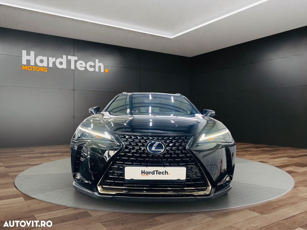 Lexus UX - 2